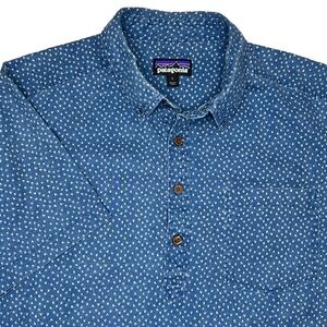 Patagonia Mens Large 1/4 Button Pullover Short Sleeve Blue White Print Shirt